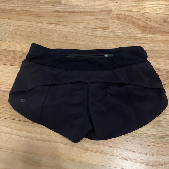 lululemon shorts - Picture 2 of 3